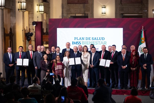 En inversi&oacute;n de salud, no hay l&iacute;mites, dice Am&eacute;rico ante AMLO y gobernadores