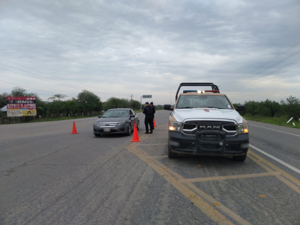 Guardia Estatal de Apoyo Carretero auxilia a viajeros y visitantes de Tamaulipas