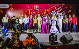 Inaugura Alcalde Mario L&oacute;pez Festival de la Huesuda  2022; cientos de familias abarrotan la Calle 9