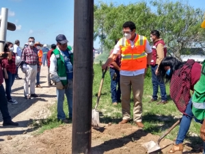 Inicia obra de red de electrificaci&oacute;n  en Poblado La Capilla: Mario L&oacute;pez