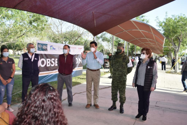 Atestigua Alcalde vacunaci&oacute;n de docentes Matamoros
