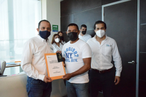 Jornaleros tamaulipecos retornan a la cosecha de tomate en Estados Unidos