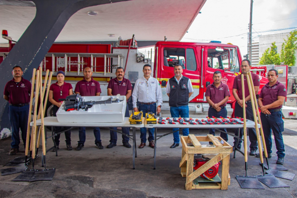 Recibe Protecci&oacute;n Civil y Bomberos de Matamoros  m&aacute;s herramientas para atender llamados de auxilio