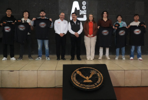 Rector de la UAT y universitarios conviven en jornada estudiantil