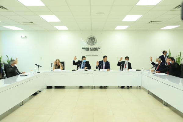 Exigen a CFE no presionar a usuarios a pagar luz que no consumieron: Congreso