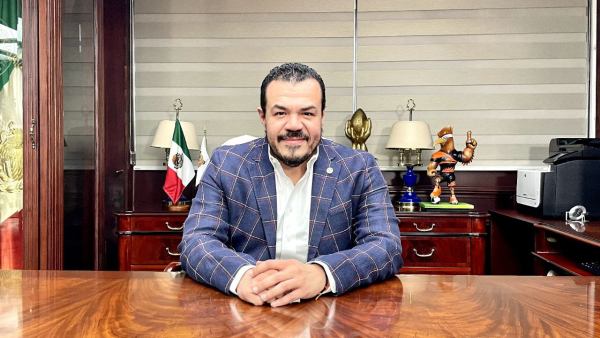 Rector de la UAT da bienvenida al ciclo escolar universitario 2023-1