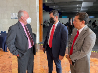 Entabla H&eacute;ctor Garza encuentro con dirigentes de C&aacute;maras de Comercio