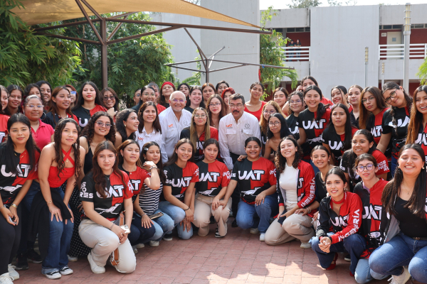 Hist&oacute;rico: la UAT certifica la totalidad de su oferta educativa