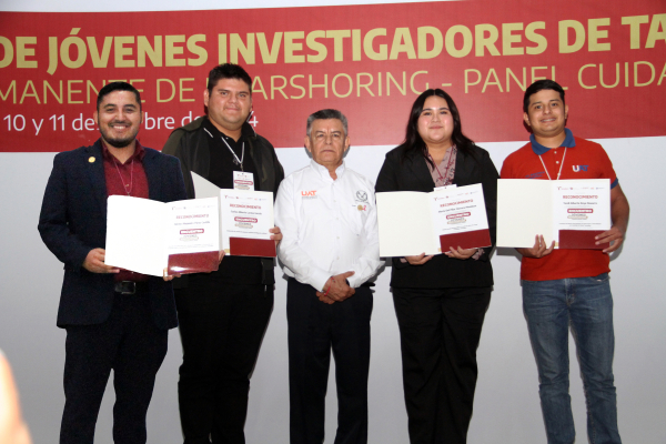 Reconocen a j&oacute;venes investigadores de la UAT