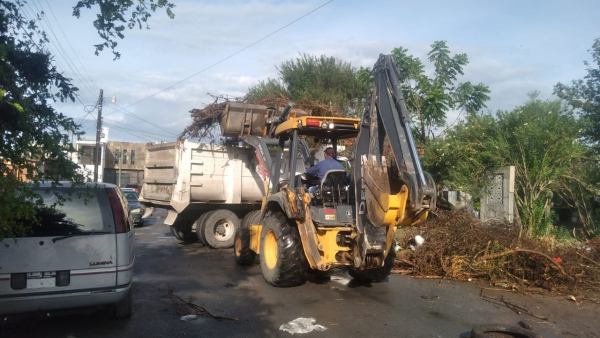 A temprana hora de este s&aacute;bado Limpieza P&uacute;blica inicia trabajos de recolecci&oacute;n de basura
