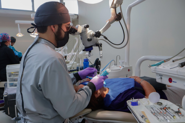 La UAT brinda m&aacute;s de nueve mil servicios dentales por a&ntilde;o