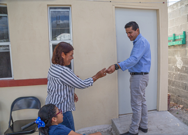 Entrega Gobierno de Matamoros cuartos dormitorios a familias humildes que radican en colonias populares