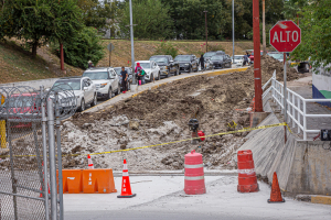 Introduce Gobierno Municipal drenaje pluvial  en la entrada Matamoros por el Puente Viejo
