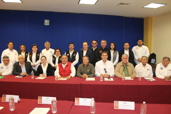 La UAT y colegio de agr&oacute;nomos plantean proyecto de apoyo al campo