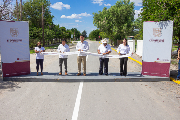Cumple Gobierno de Matamoros compromisos; entrega obra de pavimentaci&oacute;n en Ejido La Gloria