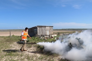 Inicia Mario L&oacute;pez fumigaci&oacute;n en Matamoros