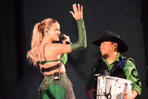 Bajan tel&oacute;n del XXII Festival Internacional en la Costa del Seno Mexicano