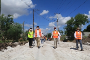 Llega pavimentaci&oacute;n a colonias que por d&eacute;cadas hab&iacute;an solicitado la obra: Alcalde Mario L&oacute;pez