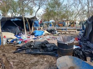 Retira municipio hasta 100 toneladas de desechos en el &aacute;rea que ocuparon los migrantes